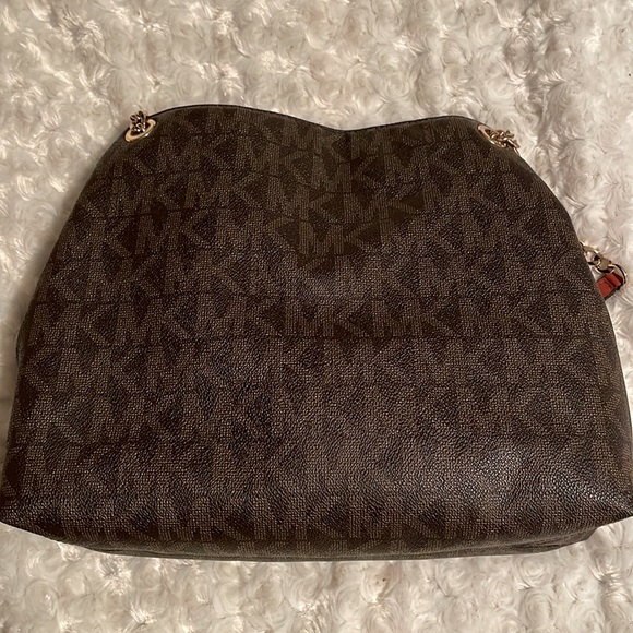 🌺🌺Michael Kors Bag🌺🌺 - Picture 3 of 13